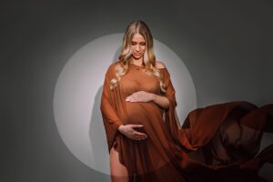 babybauchshooting modern chemnitz, babybauch fotografie chemnitz, exklusives schwangerenshooting, maternity shooting