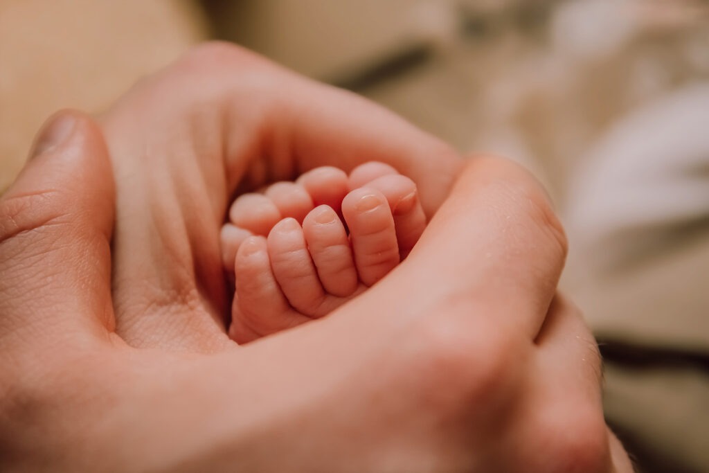 newbornshooting, newbornfotografie, babyfotografie chemnitz, babyfüßchen, newborndetails