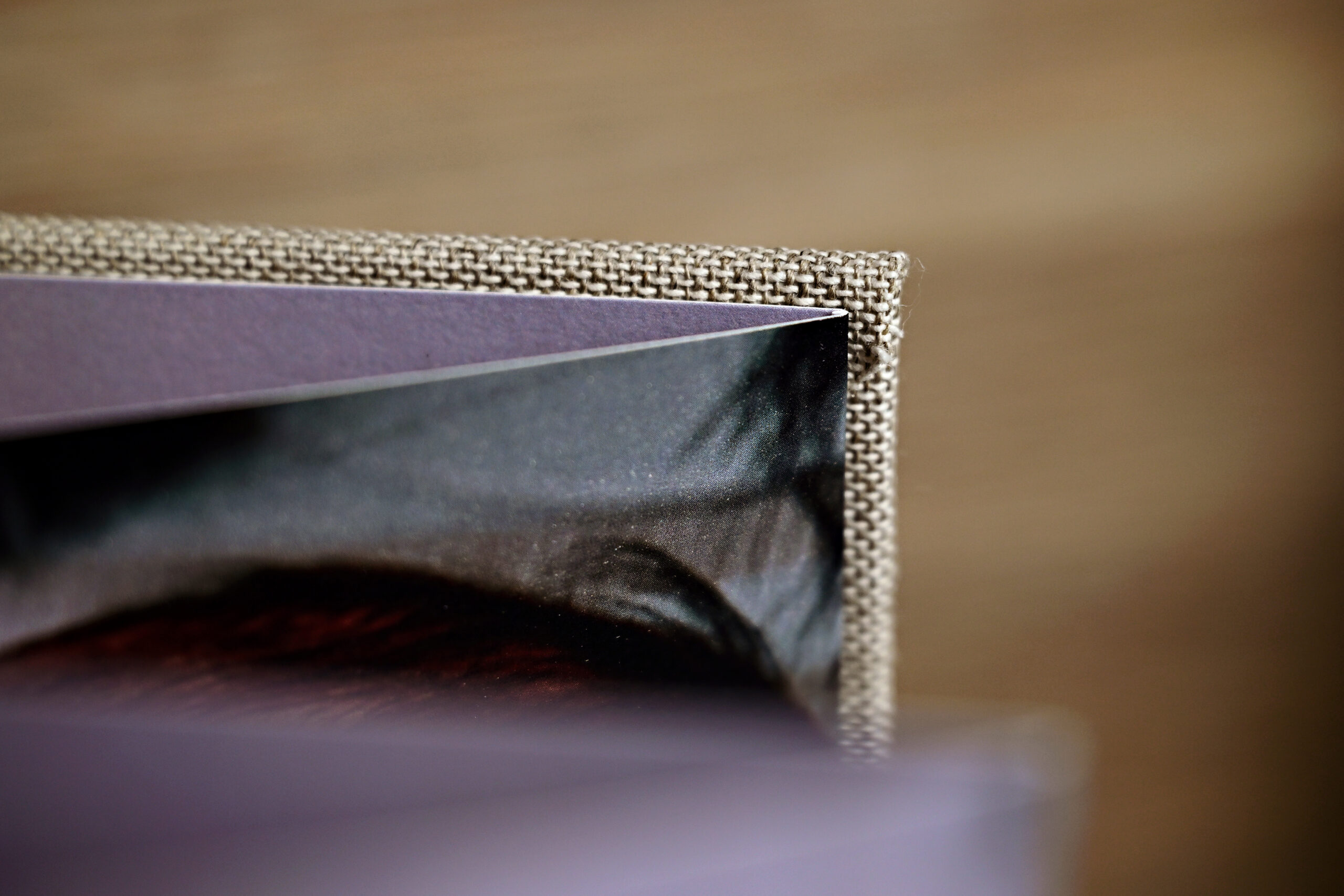 Hardcover Leporello leinen 8 Bilder detail haptik