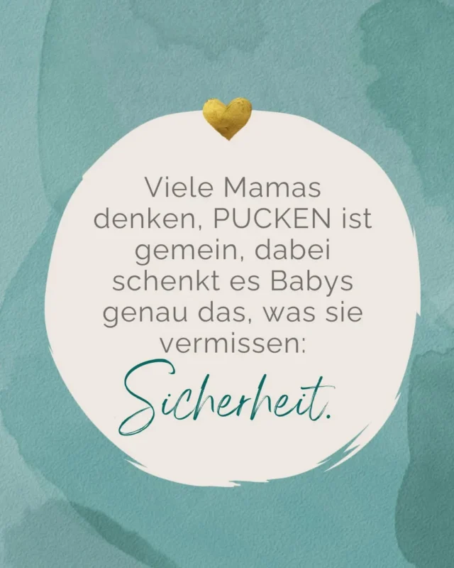 Viele Mamas denken, Pucken ist gemein, dabei schenkt es dem Baby genau das, was es vermisst: Sicherheit.
Wie ich damit meine, verrate ich dir jetzt:
Ich erinnere mich noch an mein allererstes Neugeborenenshooting vor über 10 Jahren. ..
Das kleine Baby war unruhig, die Händchen suchten Halt, die Beinchen zappelten.
Dann habe ich es ganz behutsam gepuckt und plötzlich… wurde es still.
Der Atem wurde ruhiger, es schaute ganz entspannt und dieses Baby – das eben noch suchte – fand Geborgenheit. 
Und genau das ist es, was Pucken wirklich bedeutet: Liebe, Sicherheit, Gewohnheit.
💡 Warum Pucken so wundervoll für dein Baby ist:
1. Geborgenheit wie im Bauch: Die sanfte Enge erinnert dein Baby an die Zeit vor der Geburt: vertraut, warm, sicher.
2. Weniger Reize, mehr Ruhe: Pucken hilft, die vielen neuen Eindrücke zu filtern. Das Baby fühlt sich geschützt und kann besser entspannen.
3. Sanfter Schlaf: Die Begrenzung verhindert das unkontrollierte „Erschrecken“, das Babys oft im Schlaf aufweckt.
Jedes Baby ist anders, aber eines ist gleich:
Das Bedürfnis nach Nähe, Wärme und Sicherheit bleibt.
Und genau das halte ich in meinen Bildern fest. 🤍
📸 Newbornshootings mit Highlightvideo, für die stillsten und schönsten Momente der ersten Tage.
💌 Schreib mir „NEWBORN“ für alle Infos & freie Termine.
Sibylle von 
forever in love Fotografie 
#neugeborenenfotografie #newbornshooting #pucken #babyfotografchemnitz #foreverinlovefotografie #mamaglück #geborgenheit #momentsfürsherz #liebeimbild #fotografinchemnitz #newbornlove #babyfotografie #reel #viralreels